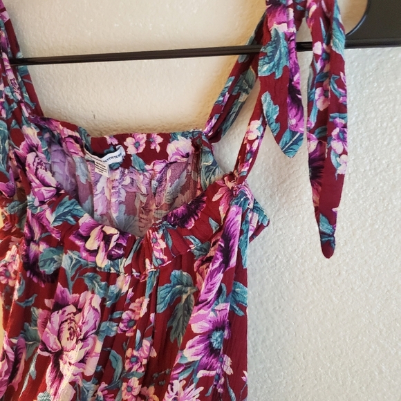 American Eagle Floral Sleeveless Boho Top - Picture 3 of 3